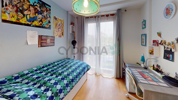 Sublime attique traversant de 1 pièces avec terrasse 8