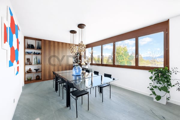 Villa contemporaine de prestige offrant un panorama exceptionnel 6