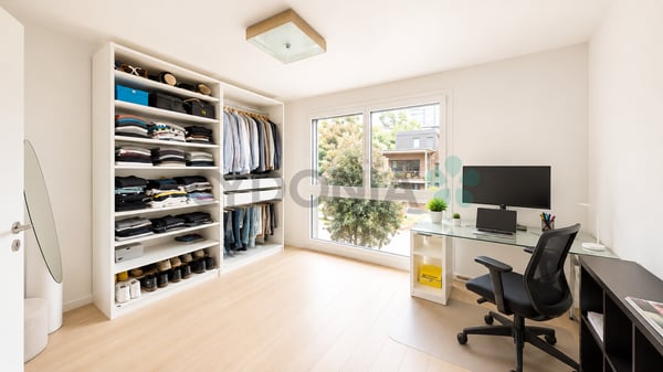 Exclusivité Belle maison mitoyenne de 135 m²,sur trois étages, en zone résidentielle d'Aire. 6