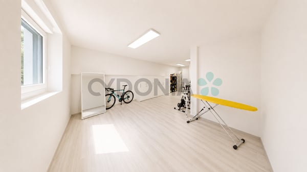 Exclusivité Belle maison mitoyenne de 135 m²,sur trois étages, en zone résidentielle d'Aire. 9
