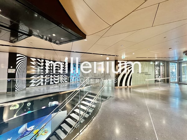 Arcade en ville avec emplacement exceptionnel 1