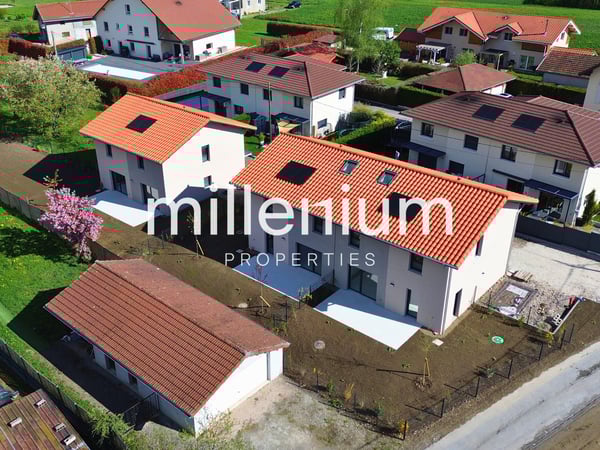 Villa neuve mitoyenne avec jardin (FRANCE) 1