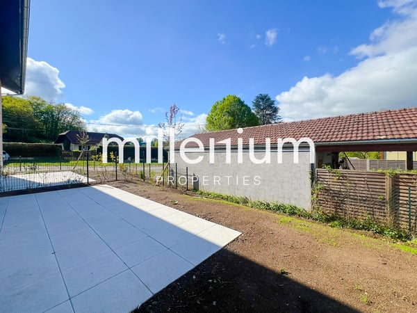 Villa neuve mitoyenne avec jardin 2