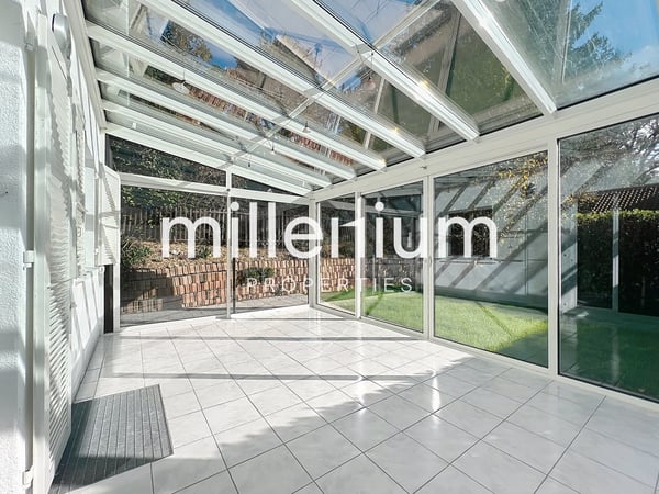 Maison familiale avec jardin à Bellevue 5