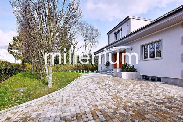 Propriété d'exception aux portes des Organisations Internationales 2