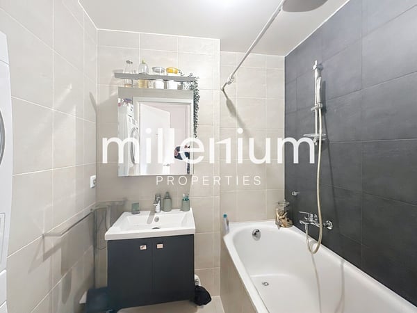 Grand appartement lumineux à Cologny 11