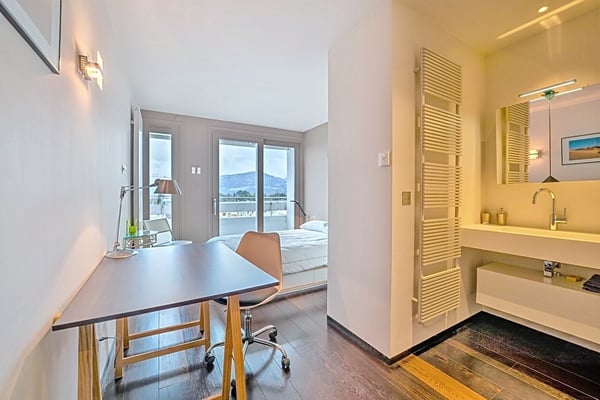 Duplex en attique avec vue panoramique exceptionnelle! 4