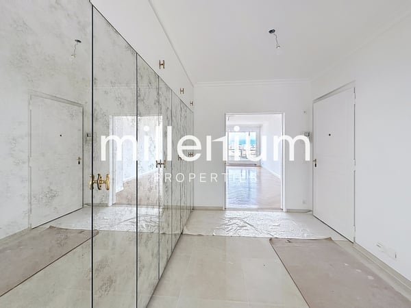 Grand appartement entièrement rénové à Champel 8