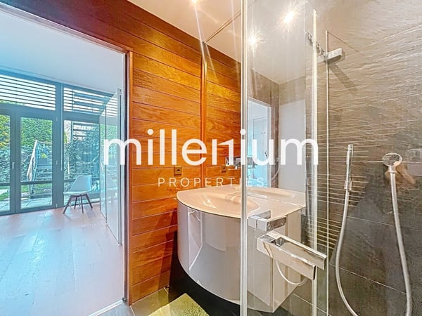 Loft meublé avec jardin et terrasse sur le toit 7