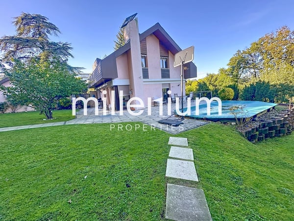 Grande maison meublé avec piscine à Versoix 13