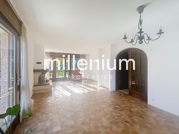 Grande maison meublé avec piscine à Versoix 3