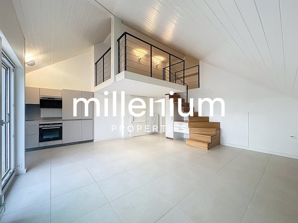 Attique avec terrasse au coeur de Perly 1