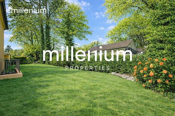 Family Home with Garden in Bellevue 1