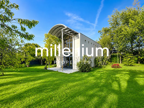 Maison d'architecte - Un lieu de vie unique entre nature et design 1