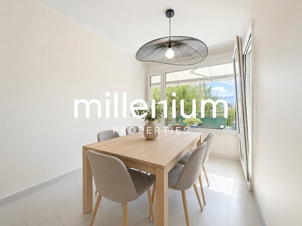 Élégant appartement familial de 145 m² en rez-de-jardin 4