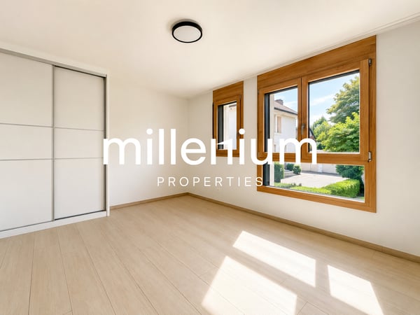 Maison moderne 7P avec studio indépendant 7
