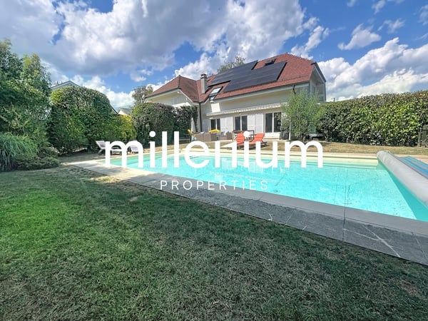 Magnifique maison jumelée à Bogis-Bossey de 170m2 jardin et piscine