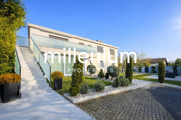 Grand appartement récent à Thônex 1