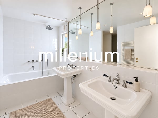 Exceptional 18th-Century Property with Indoor Swimming Pool, Wellness 12