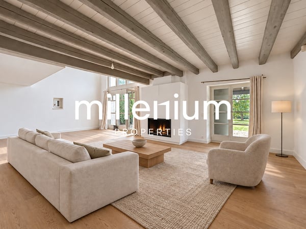 Exceptional 18th-Century Property with Indoor Swimming Pool, Wellness 4