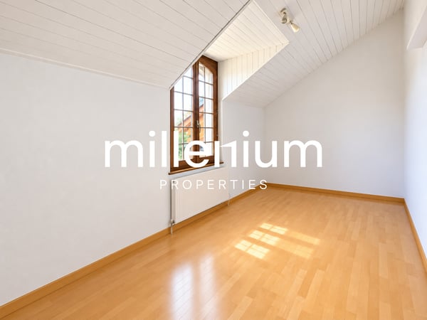 Maison contemporaine semi meublée avec jardin et studio indépendant 7