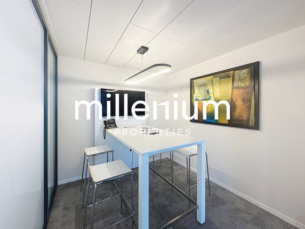 Bureaux en Coworking au coeur du pôle économique de l'aéroport 4