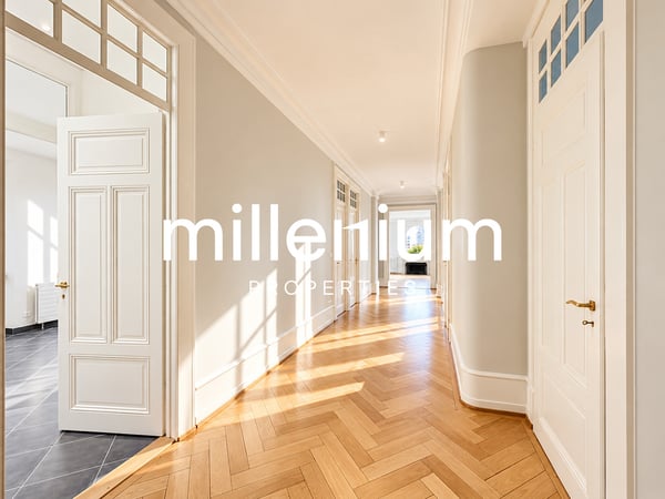 Appartement de prestige de 5P proche Eglise Russe 8