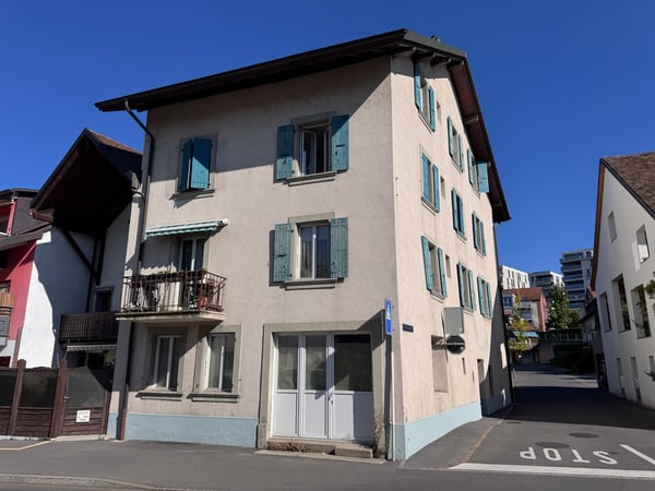 Immeuble d'habitation avec un local commercial au coeur de Bussigny 3