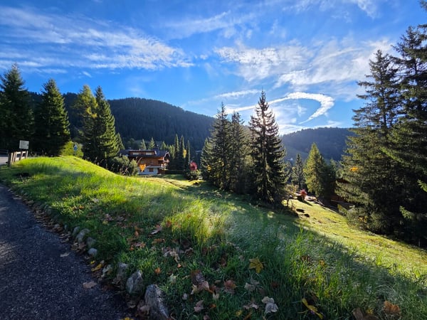 Parcelle constructible de 2044 m2 - Domaine de la Résidence 9