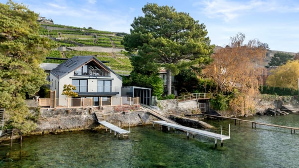 Un cadre unique entre lac, vignes et montagnes