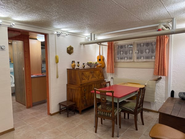 Appartement de 2,5 pièces + disponible aménagé de 50m2 10