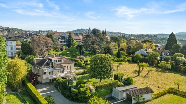Maison individuelle à proximité du Bourg et du lac 13