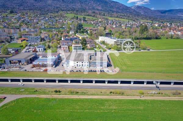 Halle, bureaux de 4420 m2 sur parcelle de 5000 m2 à vendre à Bevaix 6