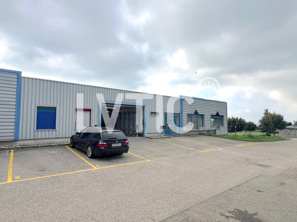 Halle industrielle, bureaux de 970 m2 à louer à Yverdon - Treycovagnes 9