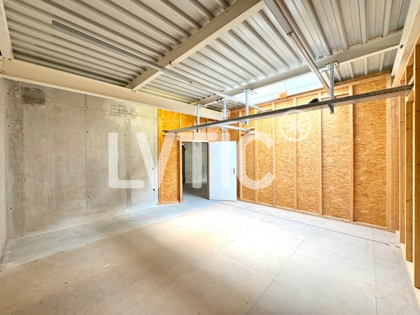 Locaux, showrooms, dépôts de 1165 m2 à louer à Yverdon 7