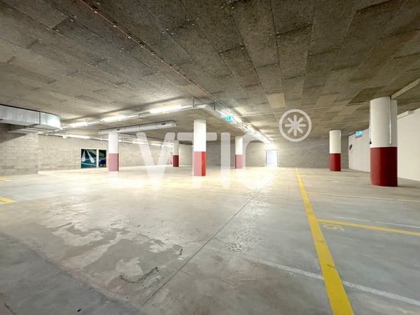 Dépôt de 620 m2 à louer à Bex 5