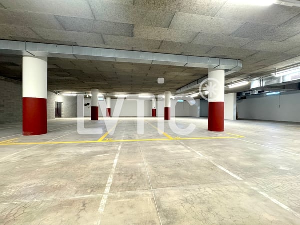 Dépôt de 620 m2 à louer à Bex 8