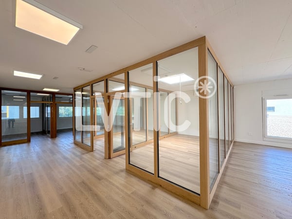 Bureaux, locaux de 410 m2 à louer à Collombey 4