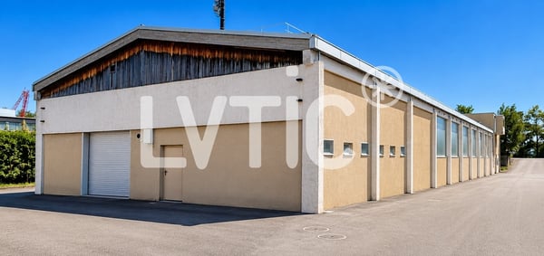 Halle, dépôt de 1240 m2 à louer à Saint-Sulpice 5