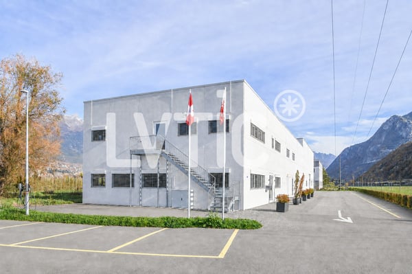 Bureaux, laboratoire, showroom de 620 m2 div. à louer à Sierre 8