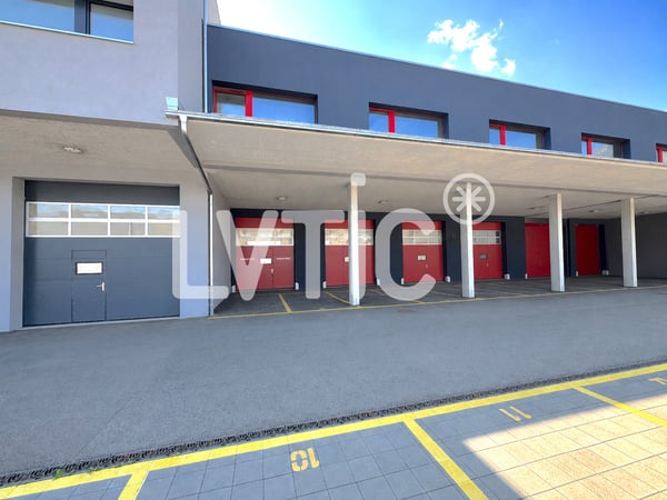 Ateliers, dépôts de 400 m2 à vendre à Collombey 1