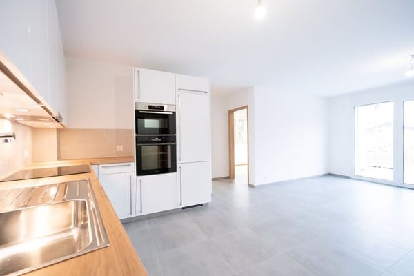 Appartement neuf de 7.5 pces au 1er étage 3