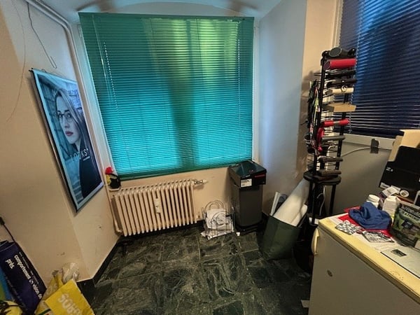 Local commercial à Grandson 5