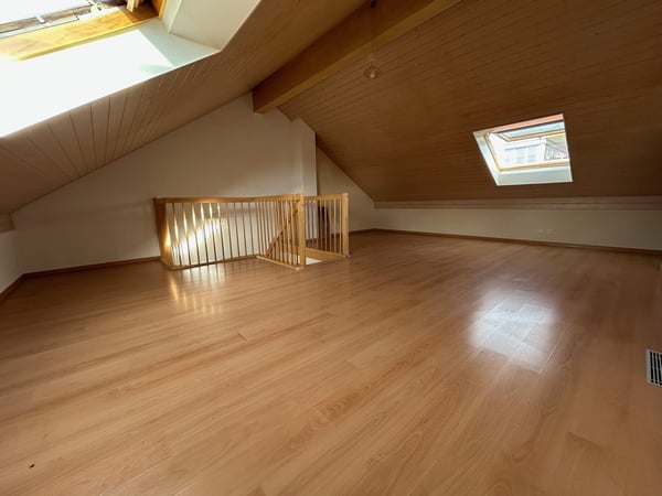 Magnifique duplex 1.5 pièces avec balcon à Gland (en cours de rénovation) 14