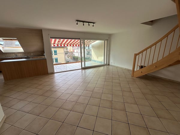 Magnifique duplex 1.5 pièces avec balcon à Gland (en cours de rénovation) 4