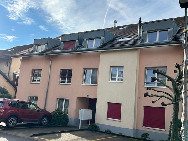 Magnifique duplex 1.5 pièces avec balcon à Gland (en cours de rénovation) 2