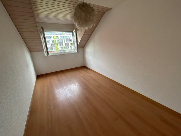 Magnifique duplex 1.5 pièces avec balcon à Gland (en cours de rénovation) 17