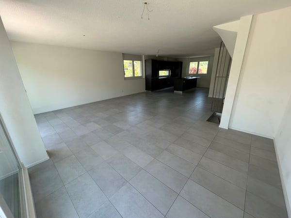 Magnifique villa de 5.5 pièces avec garages à Vallorbe 8