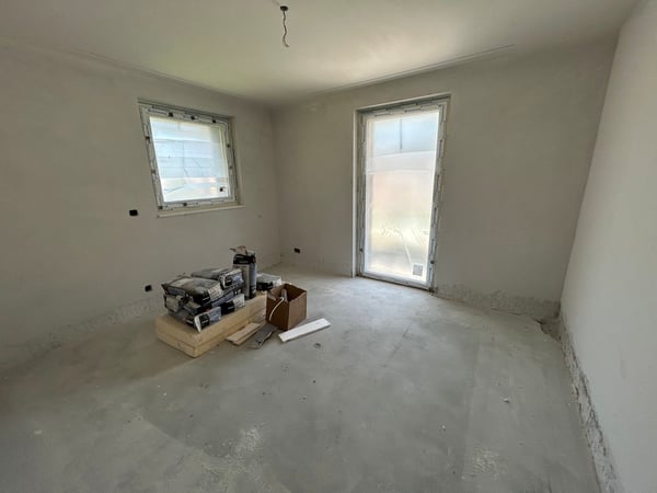 Appartement de 7.5 pièces au rez supérieur (en cours de construction) 10