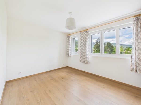 Appartement lumineux de 4.5 pièces à Vallorbe – Disponible immédiatement 4